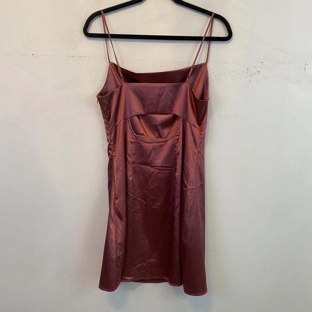 AMERICAN EAGLE STUDIO burgundy satin cowl neck mini dress - Picture 2 of 4